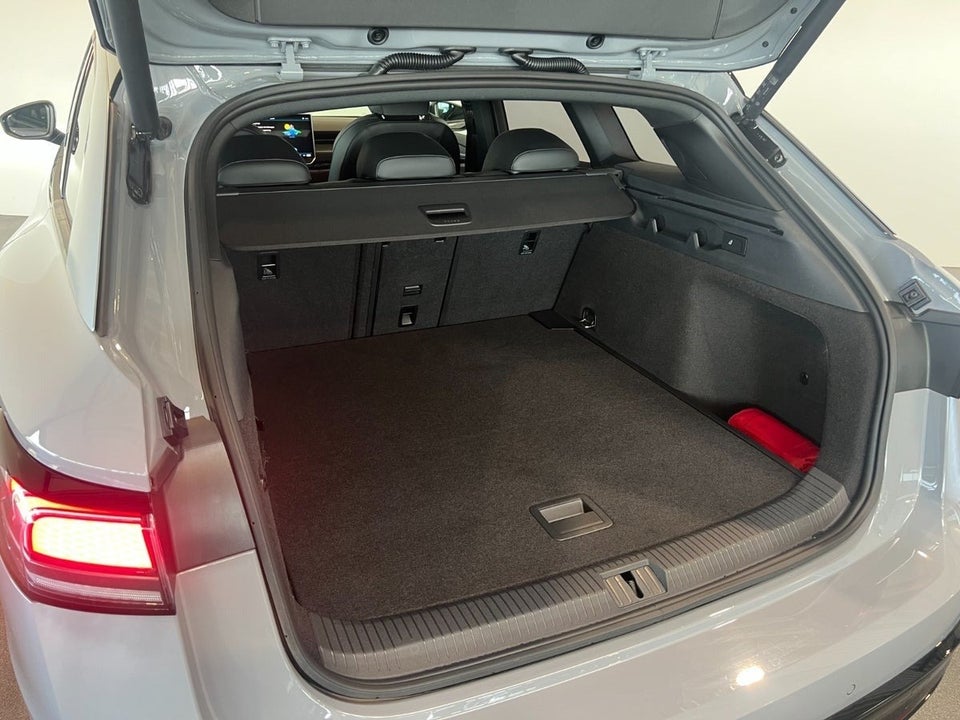 VW ID.7 86 Style S Tourer 5d