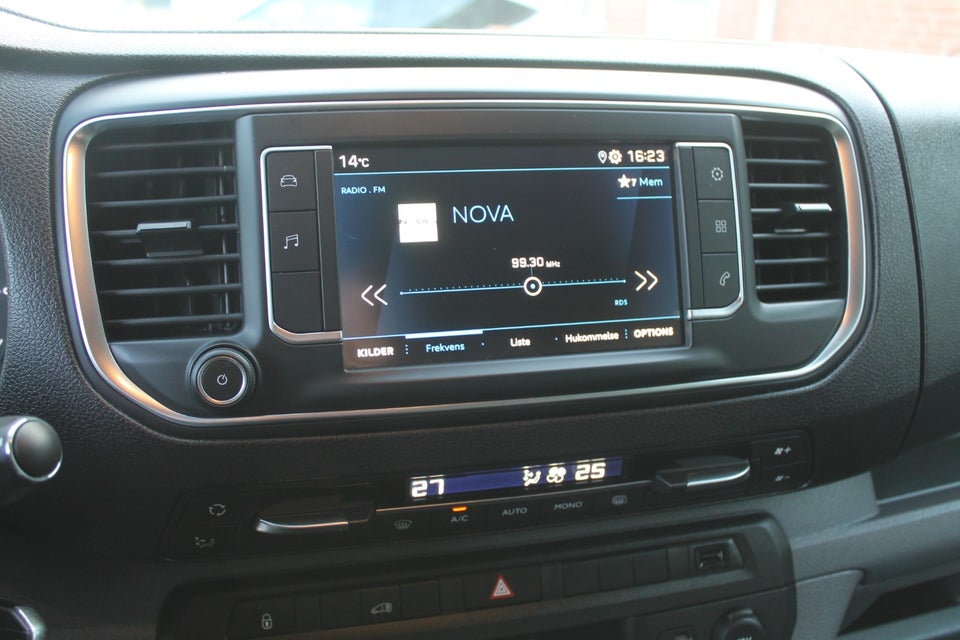 Peugeot Expert 2,0 BlueHDi 122 L2 Plus EAT8 Van