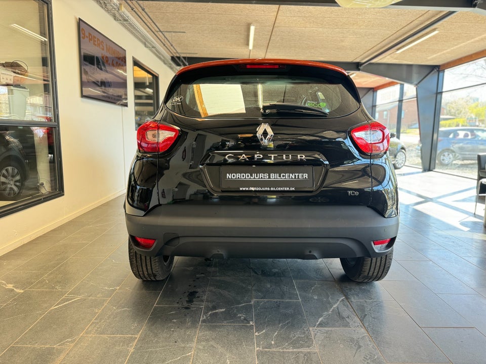 Renault Captur 0,9 TCe 90 Expression Navi Style 5d