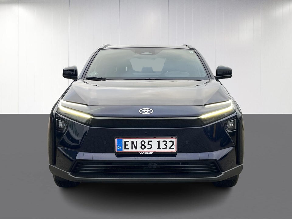 Toyota bZ4X 73 Executive AWD 5d