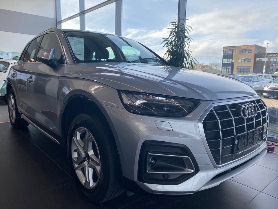 Audi Q5 50 TFSi e Prestige quattro S-tr. 5d