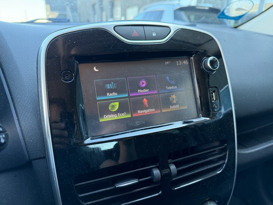 Renault Clio IV 0,9 TCe 90 Expression 5d