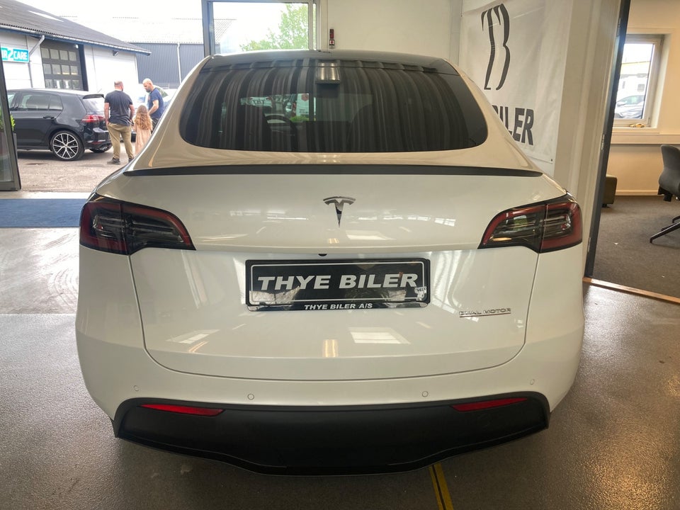 Tesla Model Y Performance AWD 5d