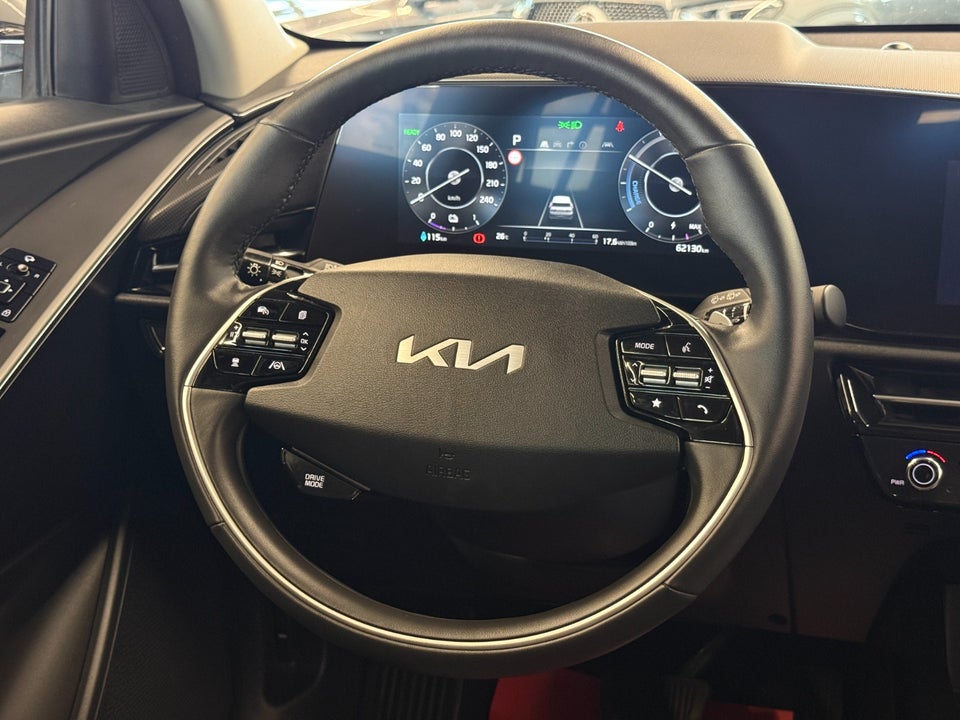 Kia Niro 64 EV Prestige 5d
