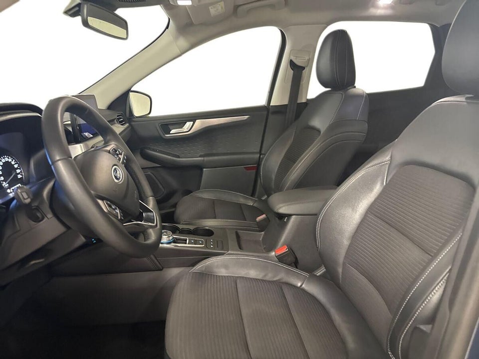 Ford Kuga 2,5 PHEV Titanium X CVT 5d