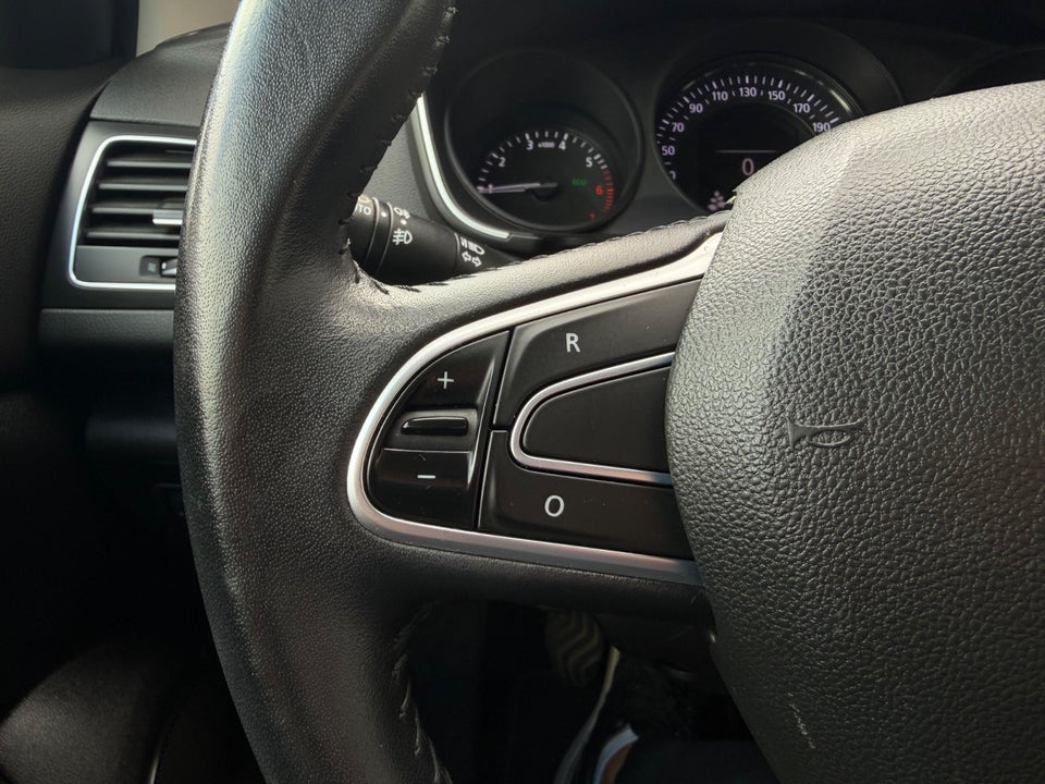 Renault Megane IV 1,3 TCe 115 Limited Sport Tourer 5d