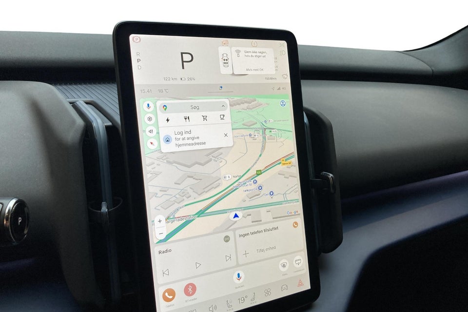 Volvo EX30 Extended Range Plus 5d