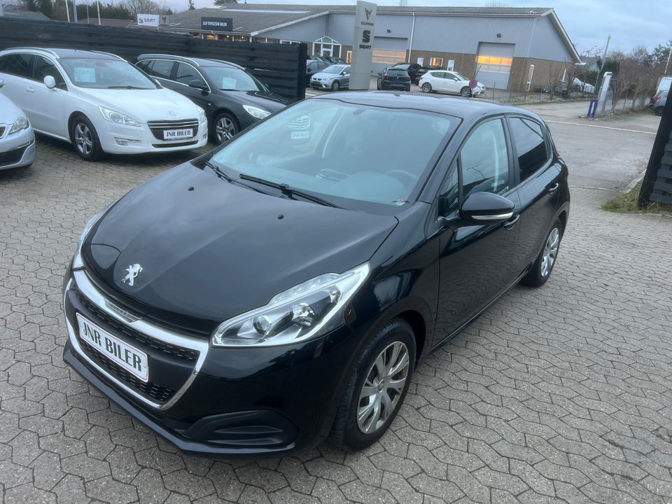 Peugeot 208 1,2 PureTech 82 Prestige 5d