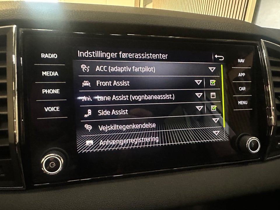 Skoda Karoq 1,5 TSi 150 Celebration DSG 5d