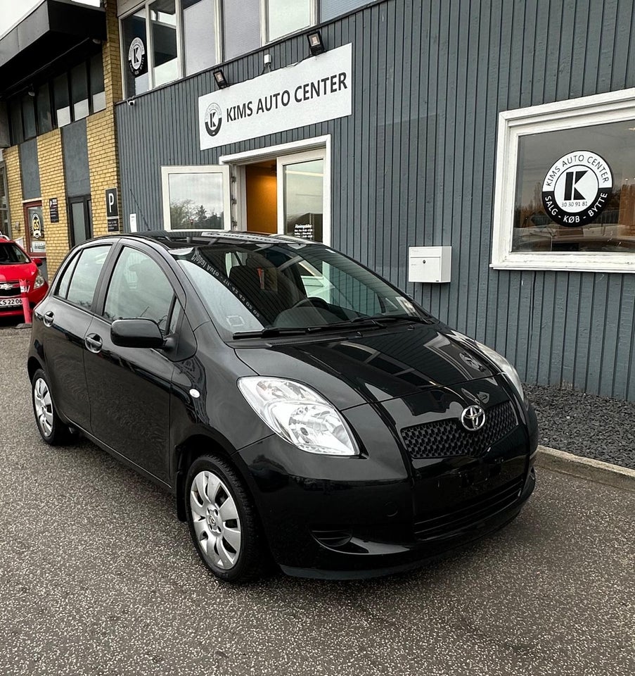 Toyota Yaris 1,3 Sol 5d