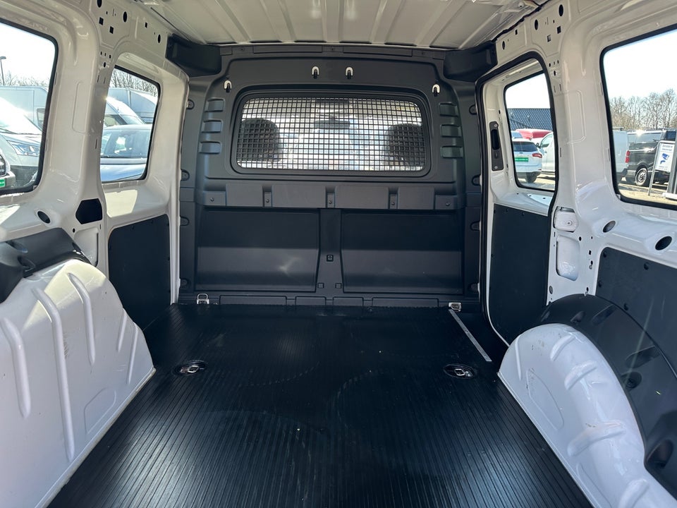 VW Caddy 1,5 TSi 114 DSG Cargo