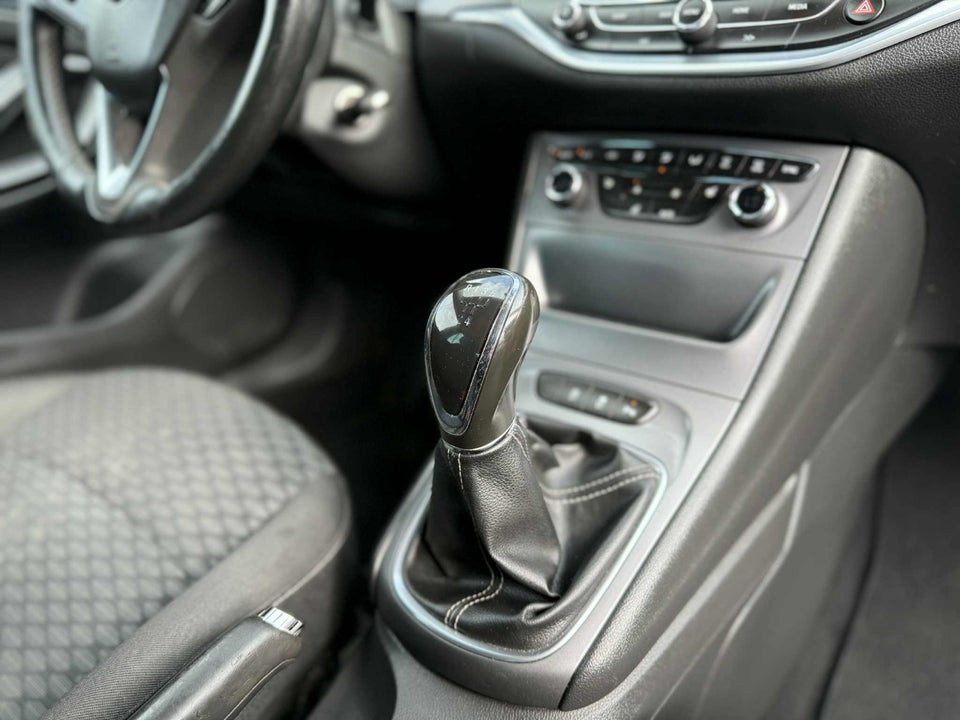 Opel Astra 1,0 T 105 Enjoy 5d