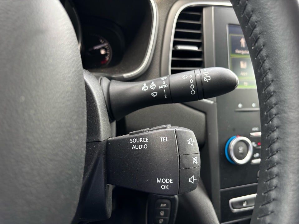 Renault Megane IV 1,2 TCe 100 Zen 5d