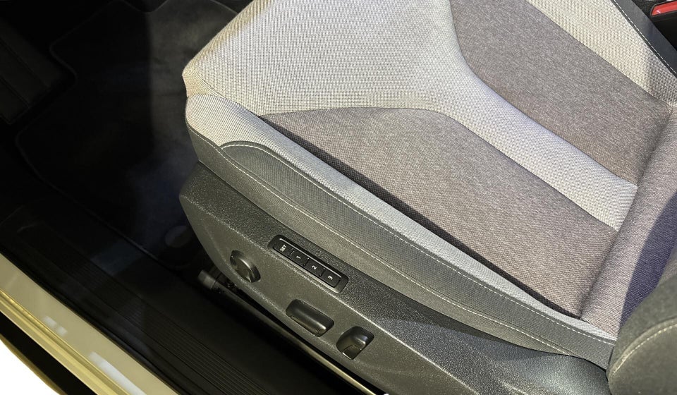 Skoda Enyaq 60 iV Selection Lodge 5d