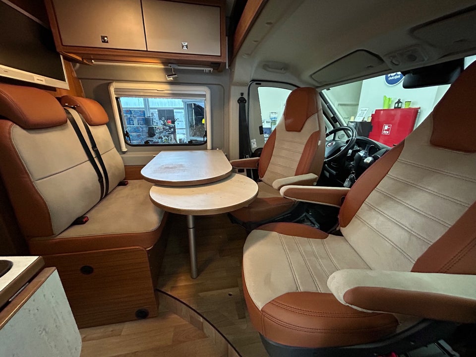 Pössl Globecar 2,3 600 aut. 3d