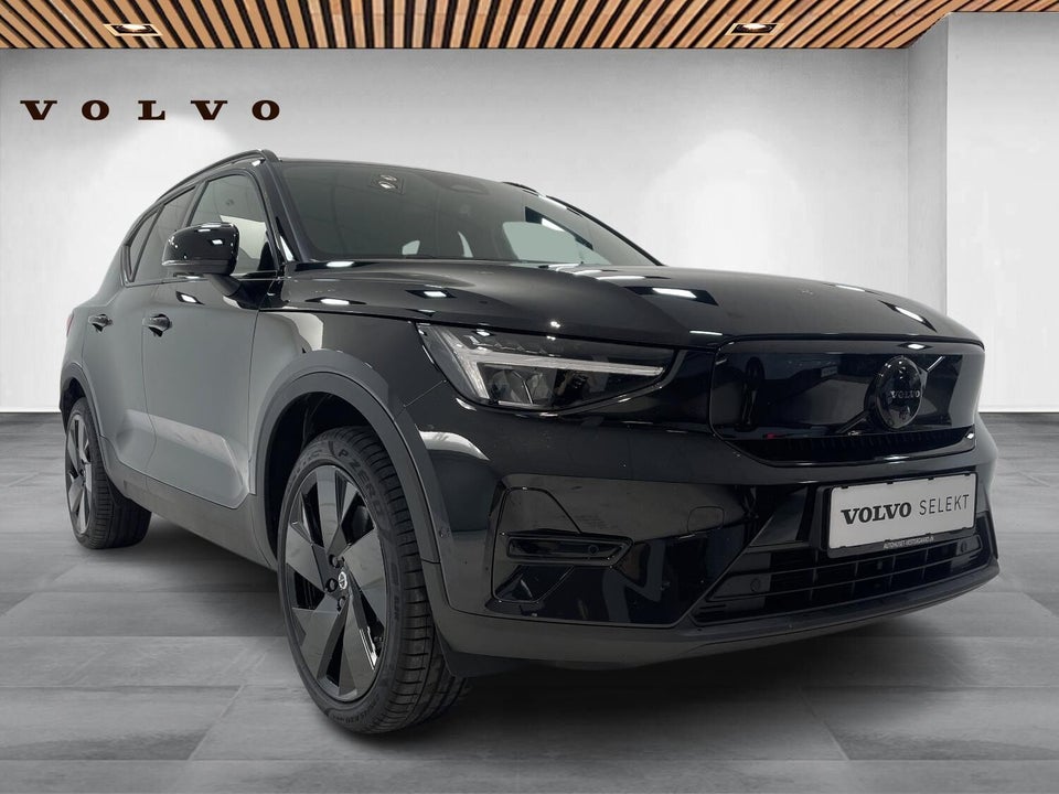 Volvo EX40 Twin Black Edition 5d