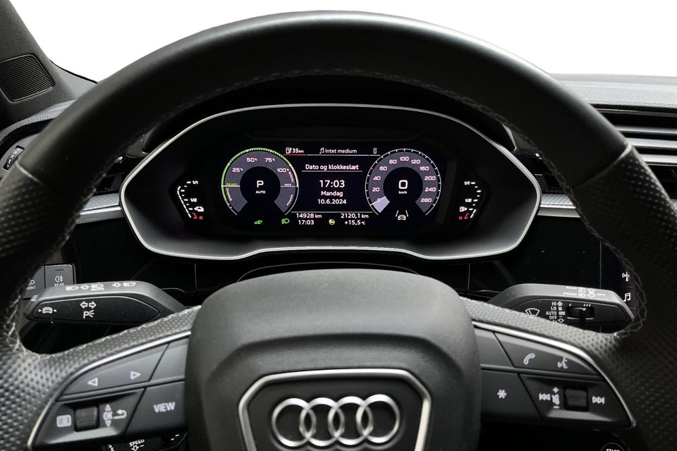 Audi Q3 45 TFSi e S-line+ S-tr. 5d