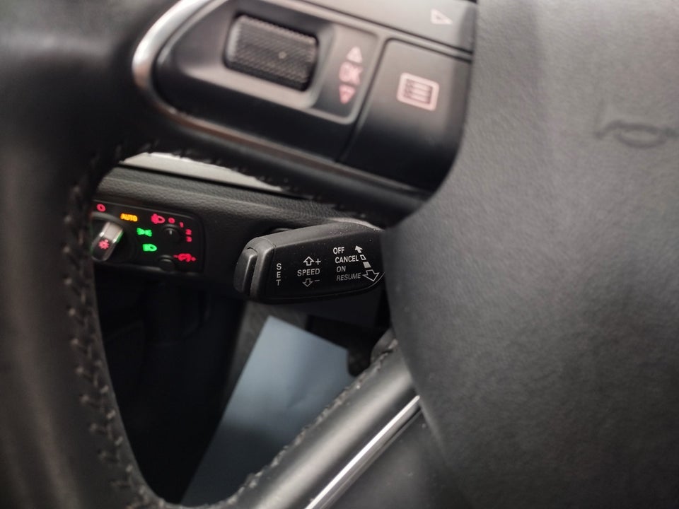 Audi A3 1,6 TDi 110 Attraction 4d