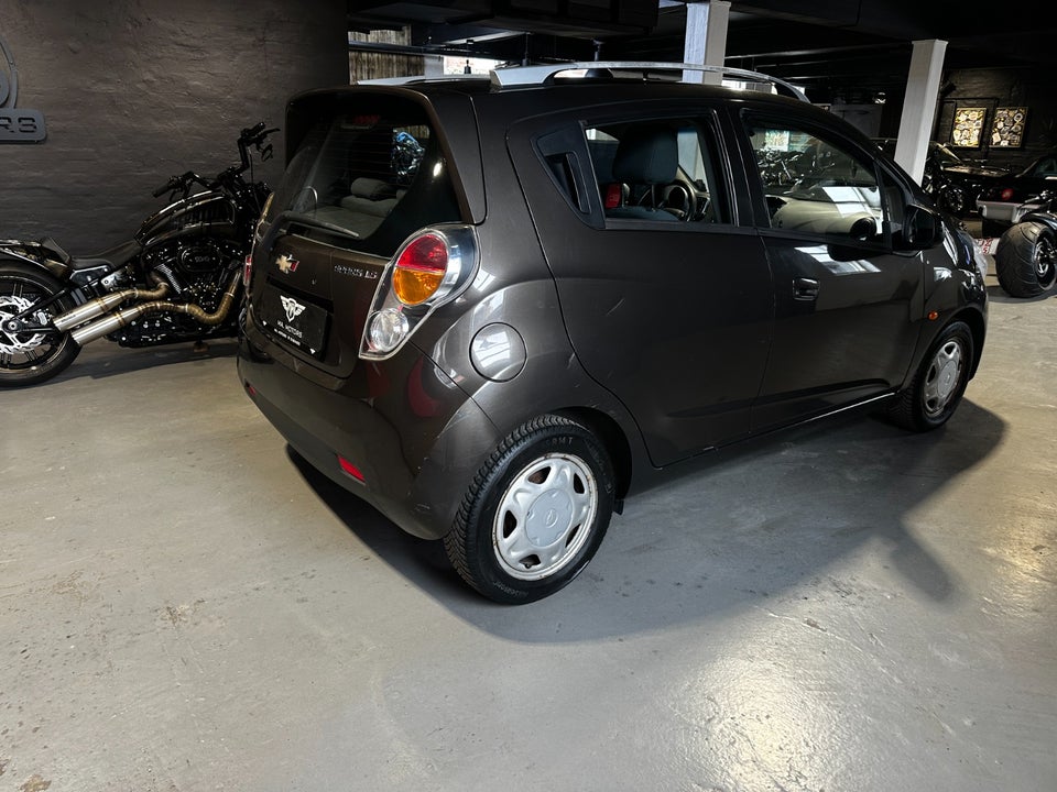 Chevrolet Spark 1,0 LS 5d