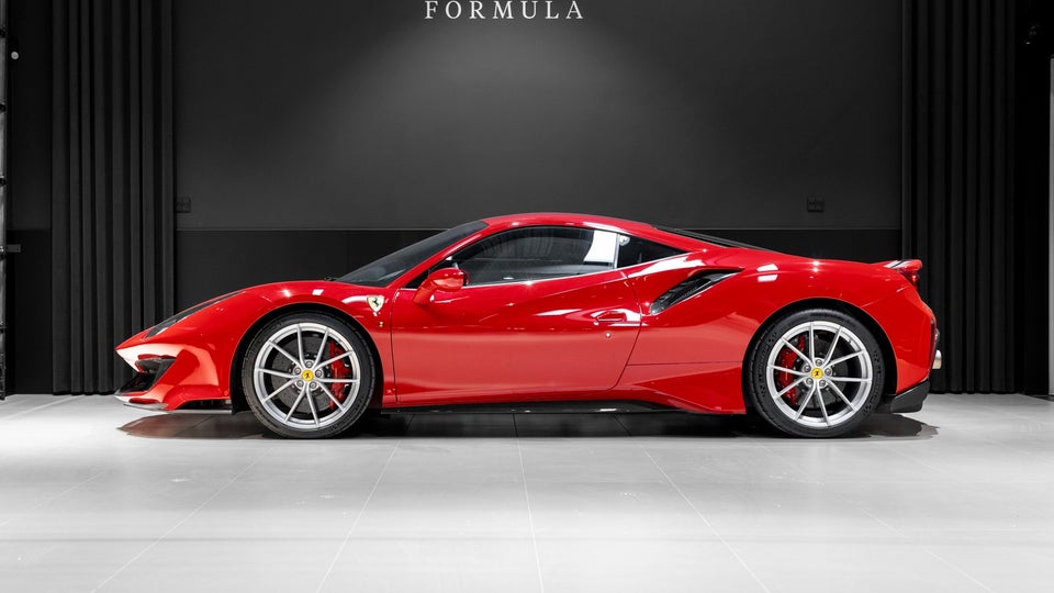 Ferrari 488 Pista 3,9 DCT 2d