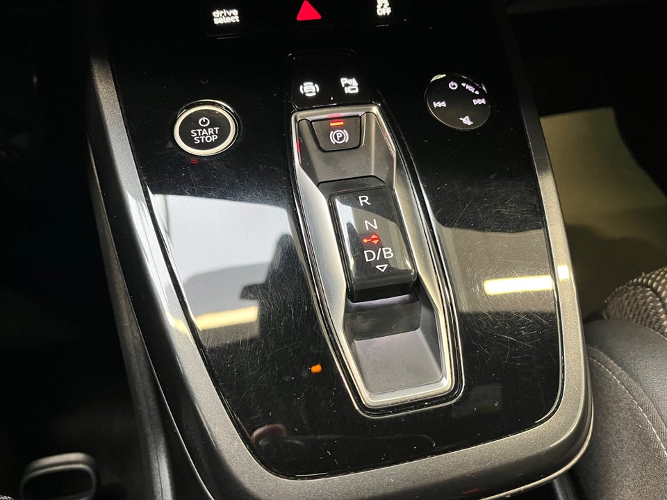 Audi Q4 e-tron 40 S-line Sportback 5d