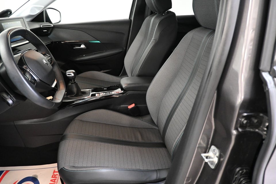 Peugeot 208 1,2 PureTech 100 Platin Pack 5d
