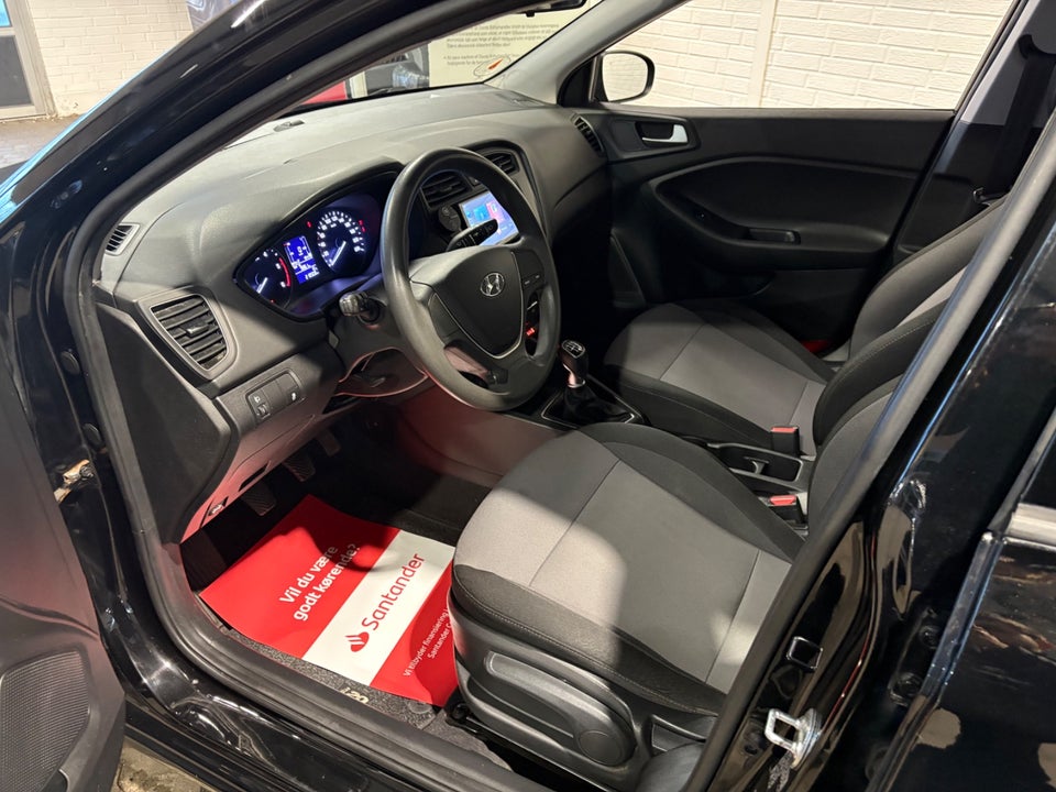 Hyundai i20 1,1 CRDi 75 Life 5d