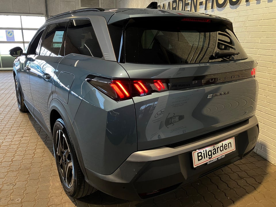 Peugeot e-5008 77 Allure 7prs 5d
