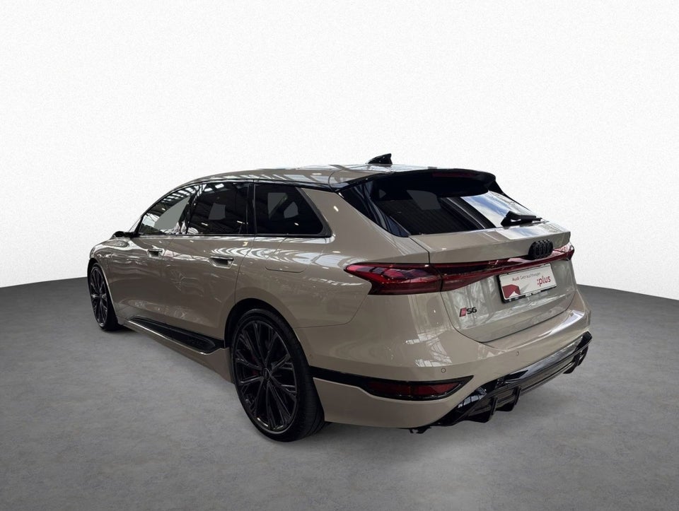 Audi S6 e-tron Avant quattro 5d