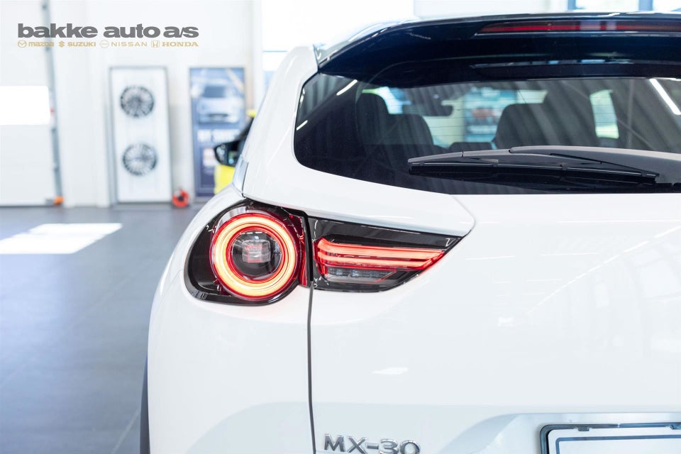 Mazda MX-30 e-SkyActiv Advantage 5d