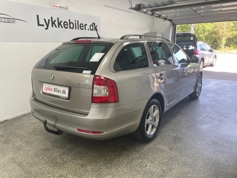 Skoda Octavia 1,2 TSi 105 Ambiente Combi 5d