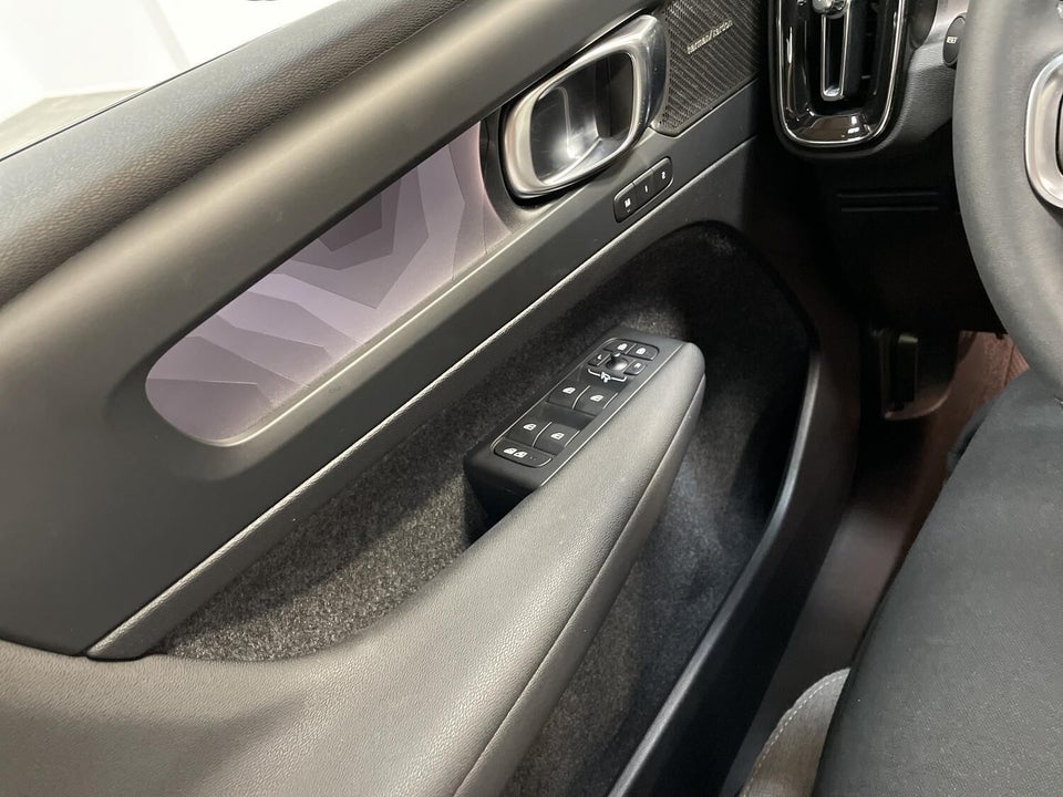 Volvo XC40 ReCharge Extended Range Ultimate 5d