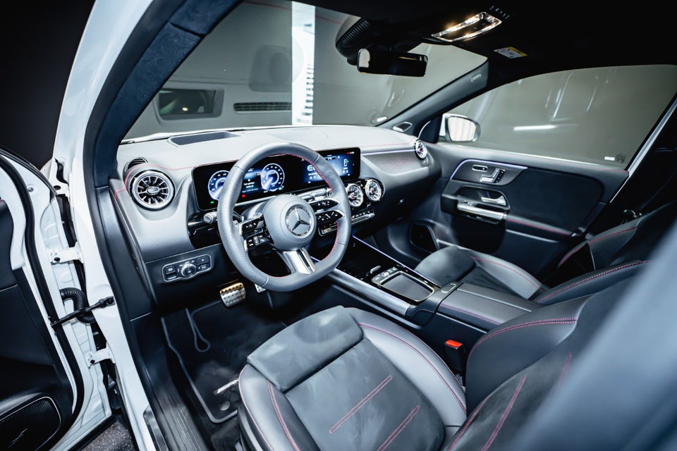 Mercedes EQA250+ AMG Premium 5d