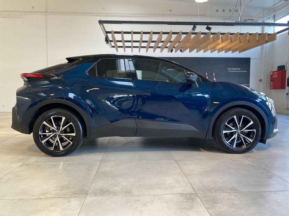Toyota C-HR 1,8 Hybrid Style 5d