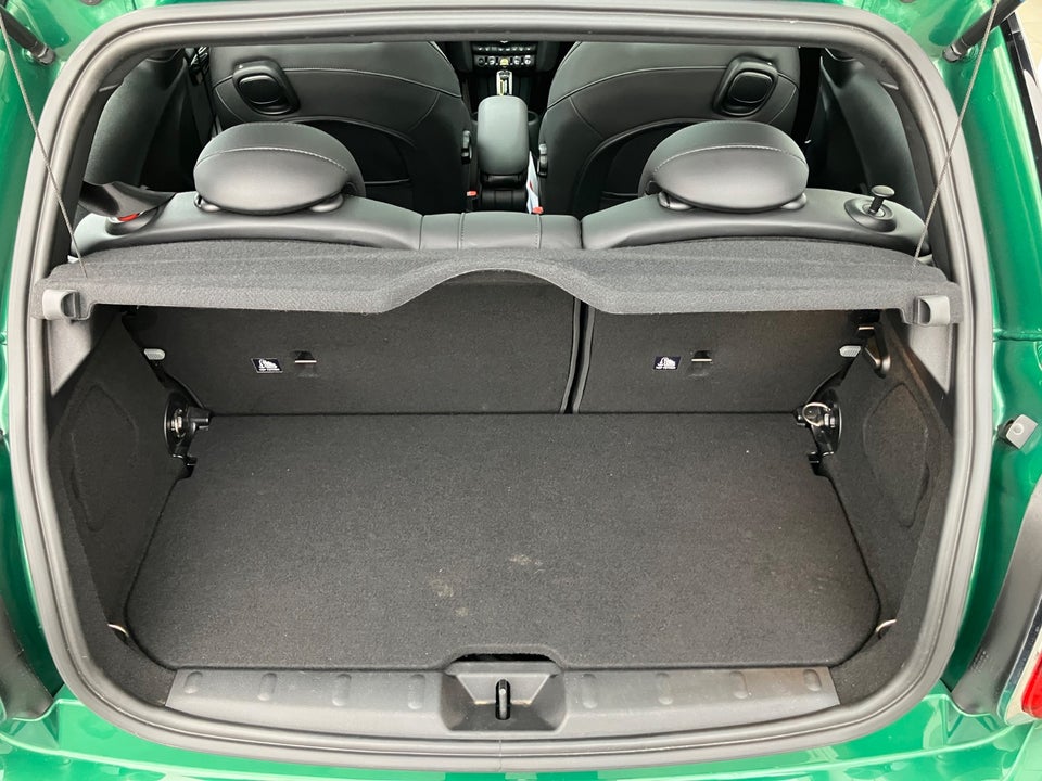 MINI Cooper SE Camden Edition 3d