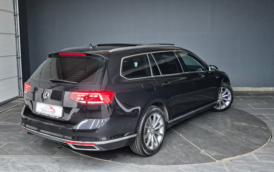 VW Passat 1,4 GTE High Variant DSG 5d