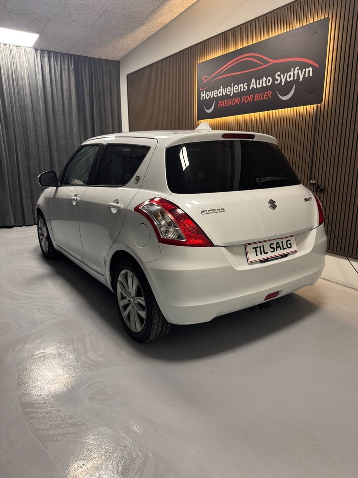 Suzuki Swift 1,2 Dualjet Exclusive 5d