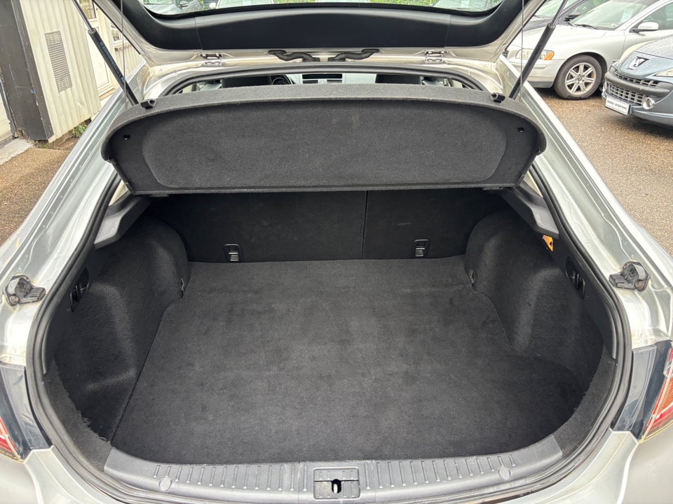 Mazda 6 2,0 Advance 5d