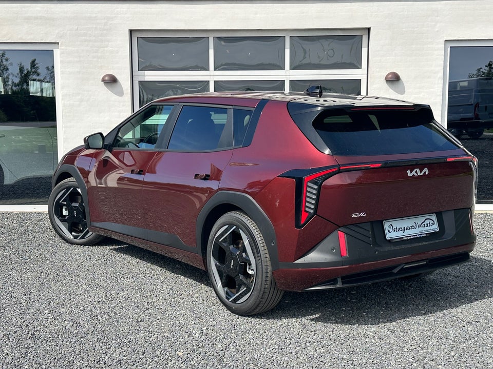 Kia EV4 81 Long Range Earth 5d