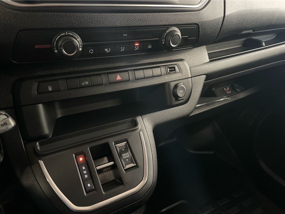 Peugeot e-Expert 75 L2 Premium Van