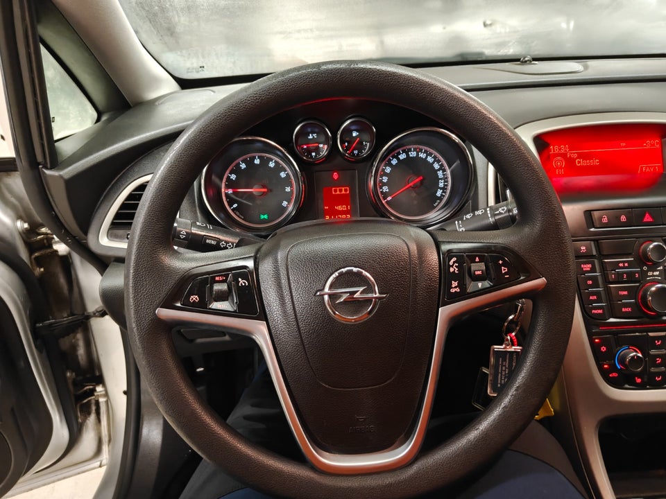 Opel Astra 1,6 Enjoy 5d