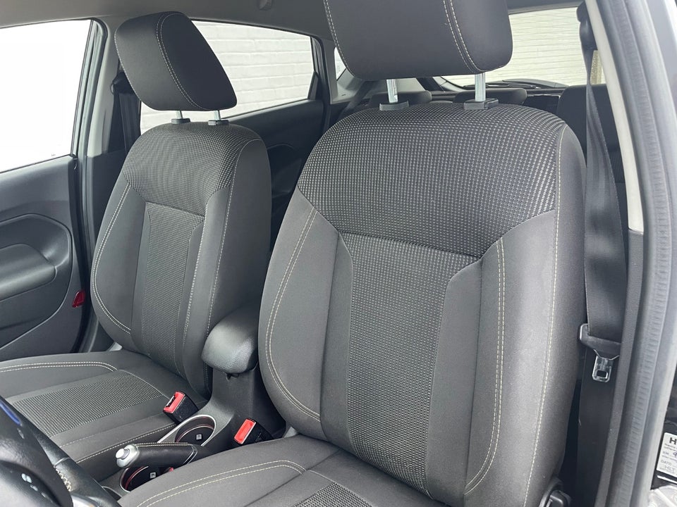 Ford Fiesta 1,0 SCTi 100 Titanium 5d