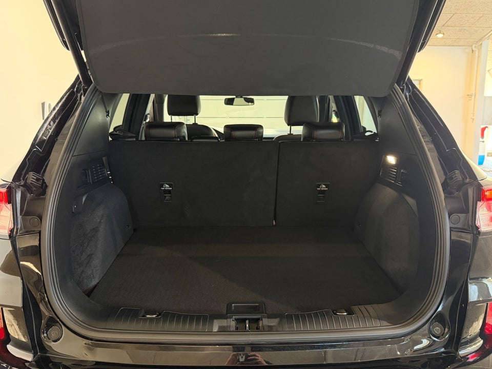Ford Kuga 2,5 PHEV ST-Line X CVT 5d
