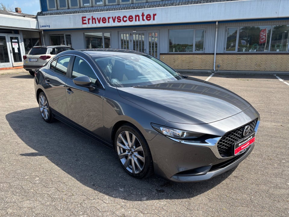 Mazda 3 1,8 SkyActiv-D 116 Sky 5d