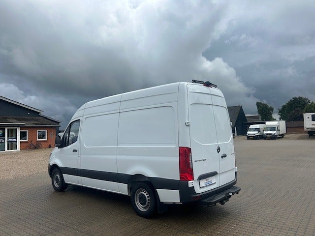 Mercedes Sprinter 317 2,0 CDi A2 Kassevogn aut. RWD