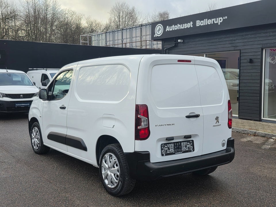 Peugeot Partner 1,5 BlueHDi 130 L1V1 Plus EAT8 Van