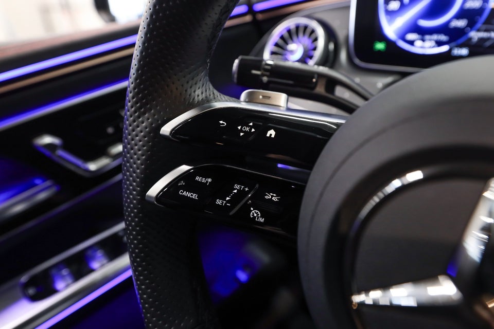 Mercedes EQE350 AMG Line 4d