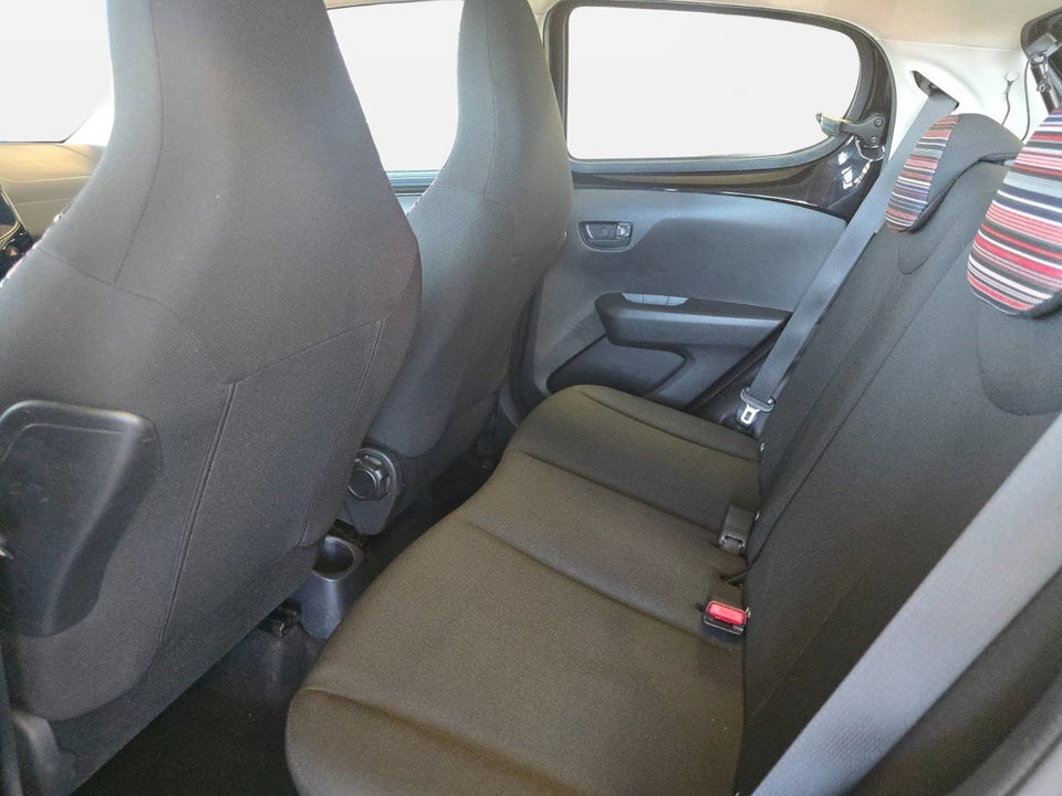 Citroën C1 1,0 VTi Attaque 5d