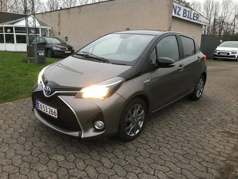 Toyota Yaris 1,5 Hybrid H2 Premium Luksus e-CVT 5d