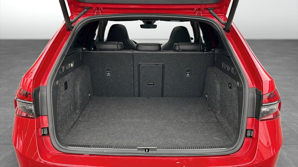 Skoda Superb 1,4 TSi iV Sportline Combi DSG 5d